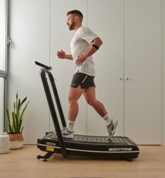 ZROTH Curved Treadmill - Man Running at Home